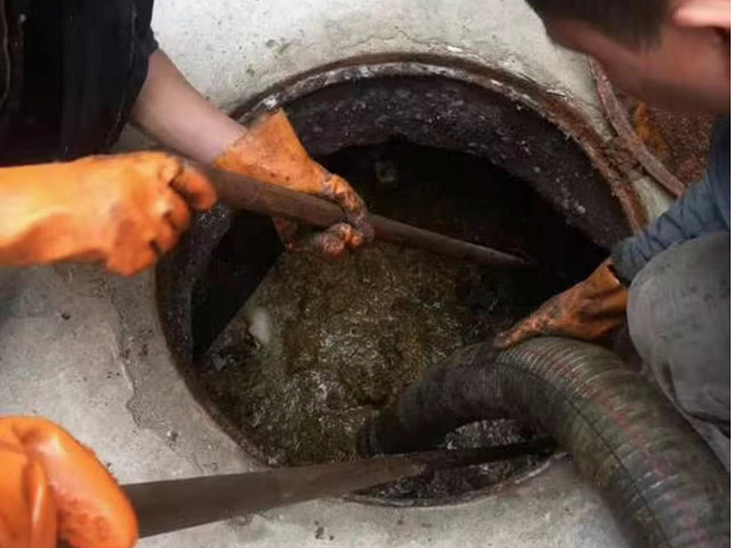 龙湖镇化油池、化粪池清理要做哪些安全措施？